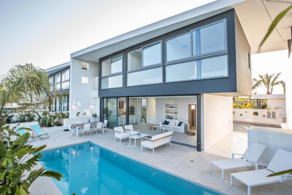 The White H Villa, Protaras, Fresh And Peaceful Paralimni Exteriör bild