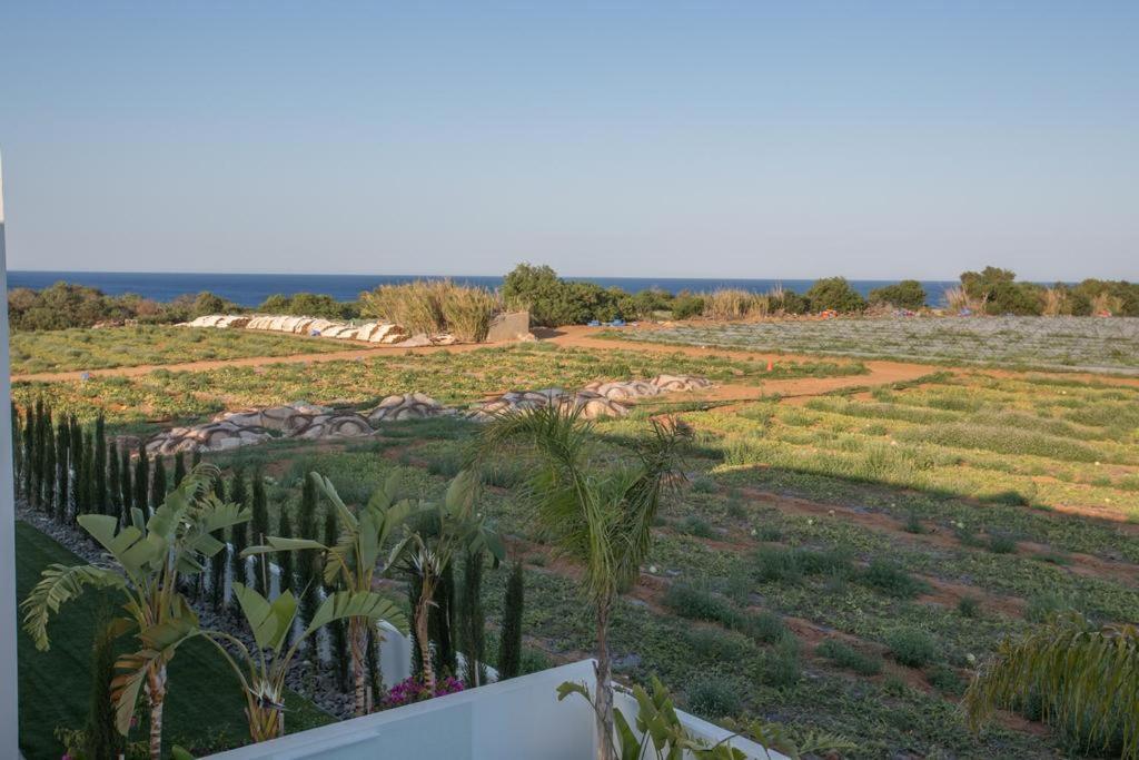 The White H Villa, Protaras, Fresh And Peaceful Paralimni Exteriör bild