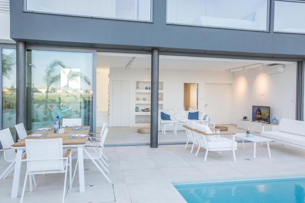 The White H Villa, Protaras, Fresh And Peaceful Paralimni Exteriör bild